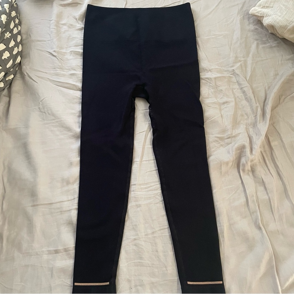 Lunya leggings